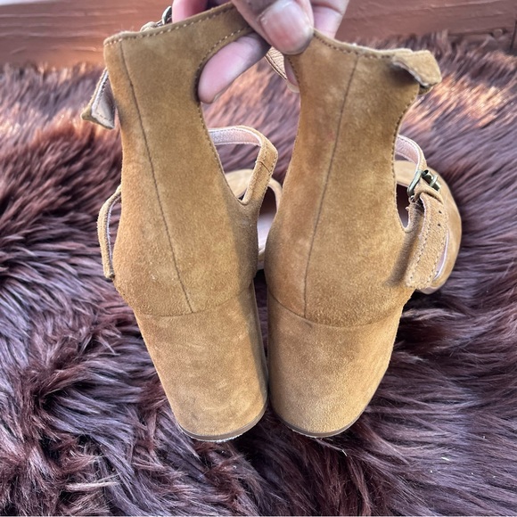 Madewell “The Annalise” Ankle Strap Pumps - Picture 10 of 11